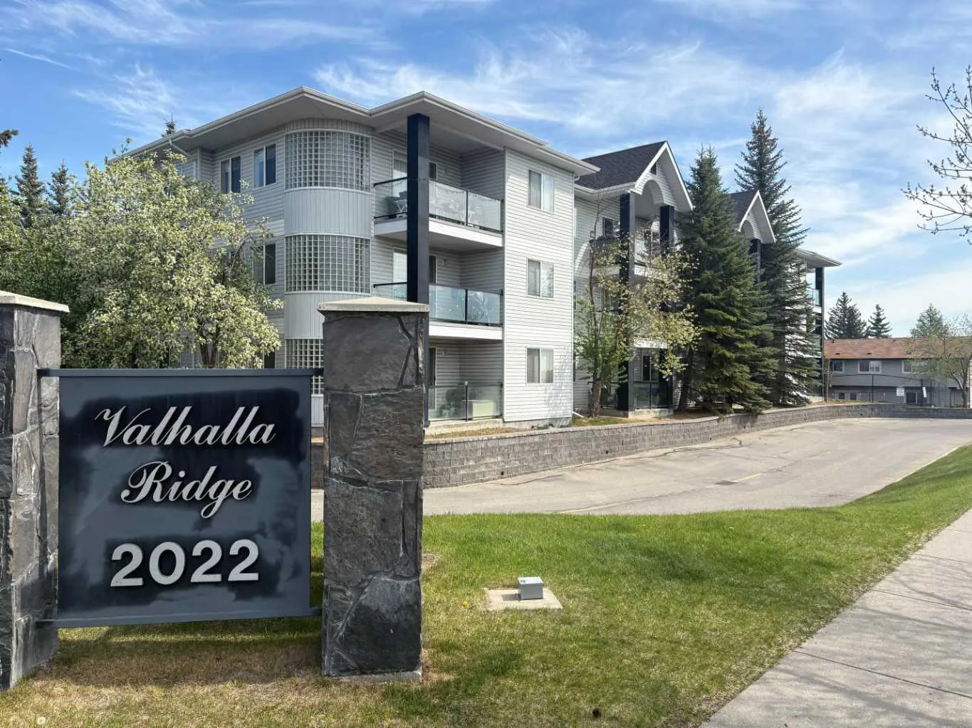 2022 Canyon Meadows Se Drive Unit 119, Calgary