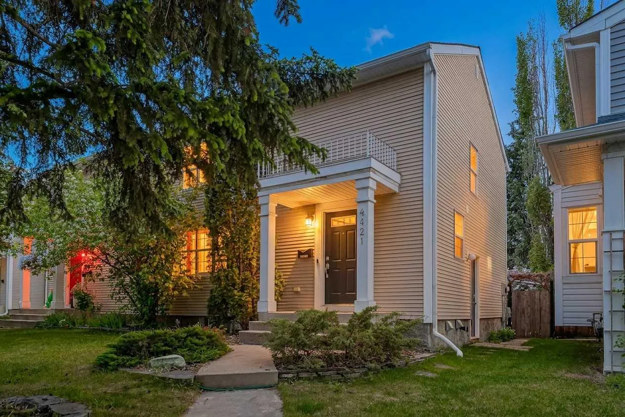 4421 Quentin Sw Court, Calgary