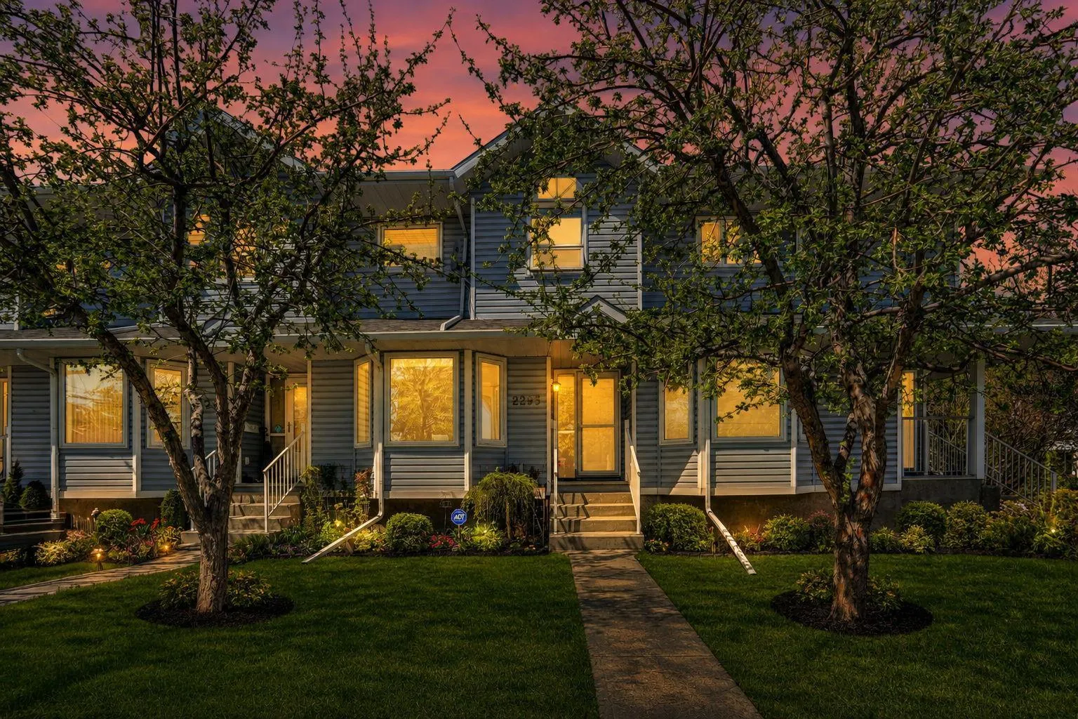 2295 1 Ne Street, Calgary