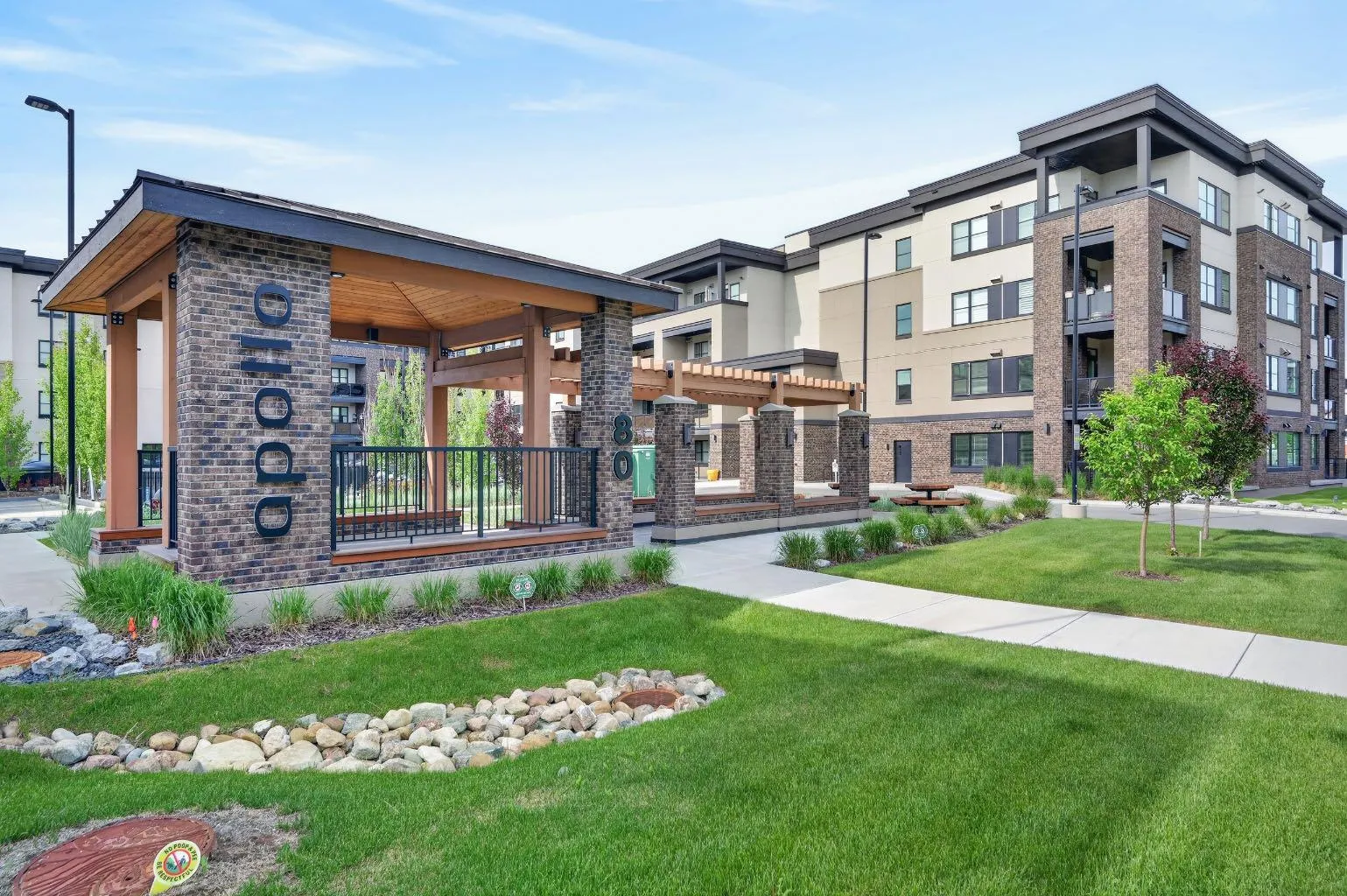 80 Greenbriar Nw Place Unit 2302, Calgary