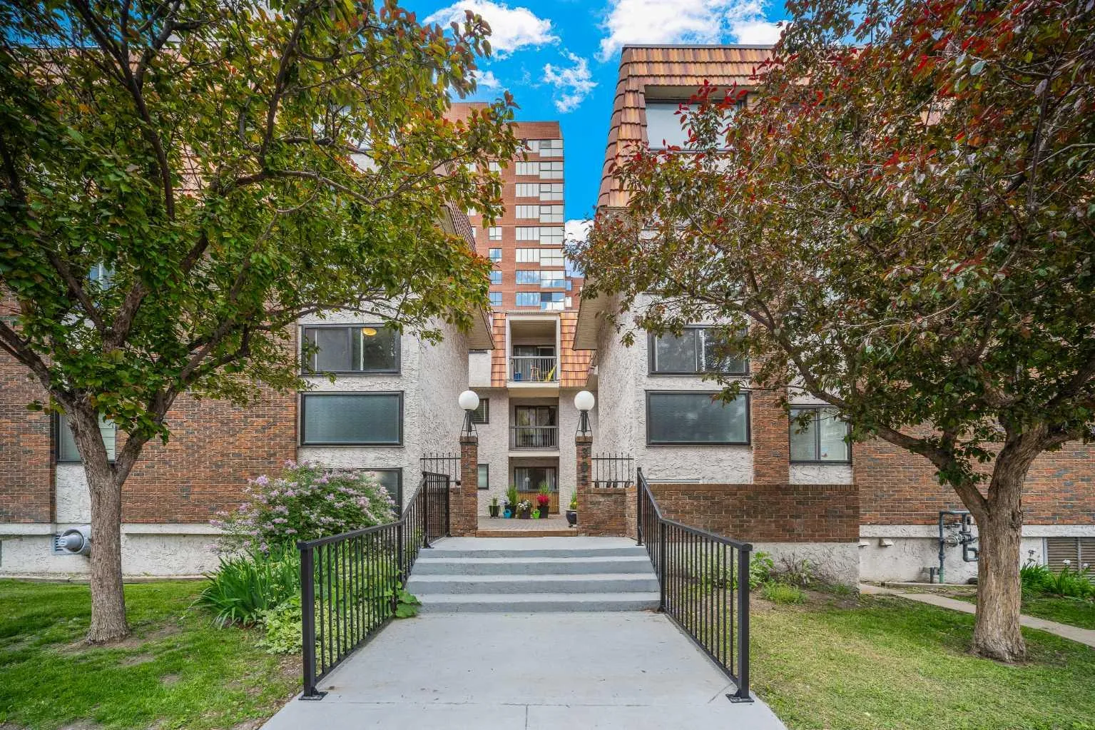 305 25 Sw Avenue Unit 205, Calgary