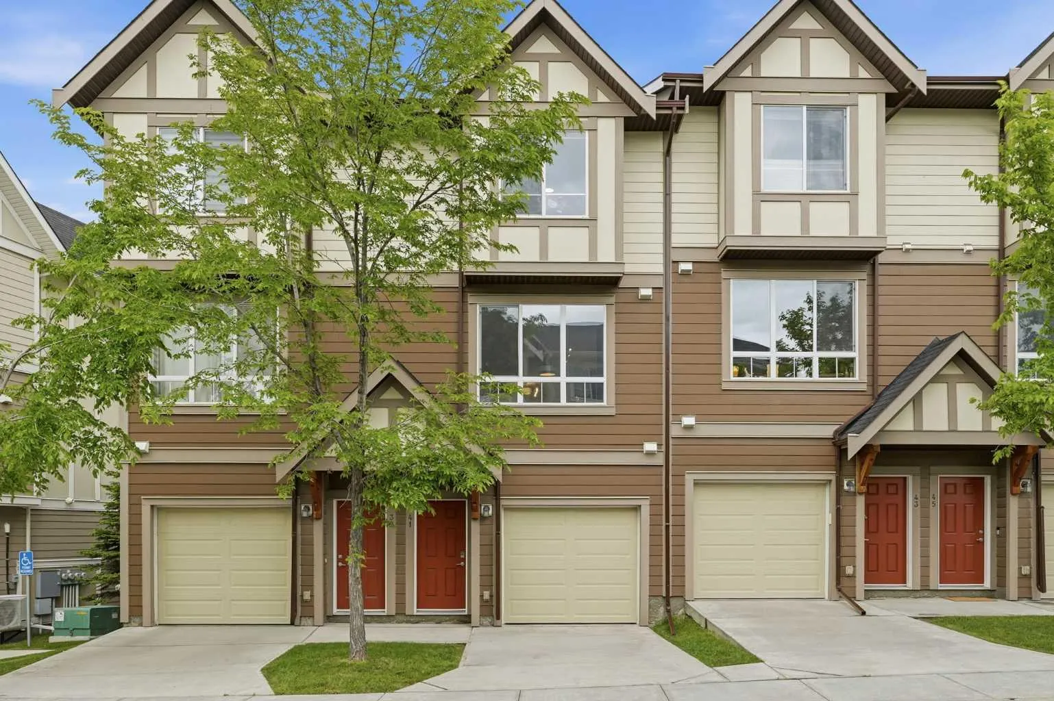 41 Sherwood Nw Lane, Calgary