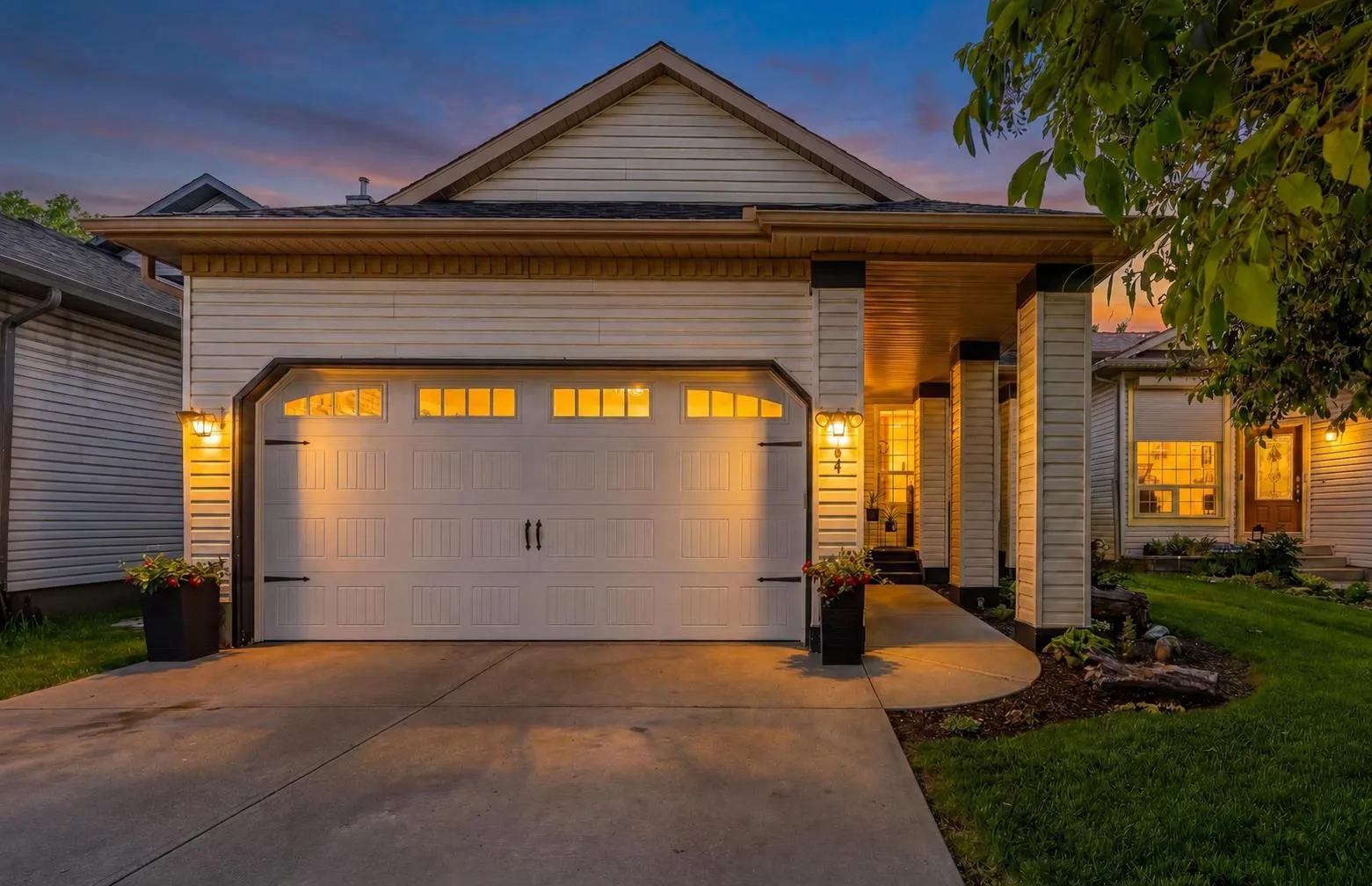44 Douglas Glen Se Place, Calgary