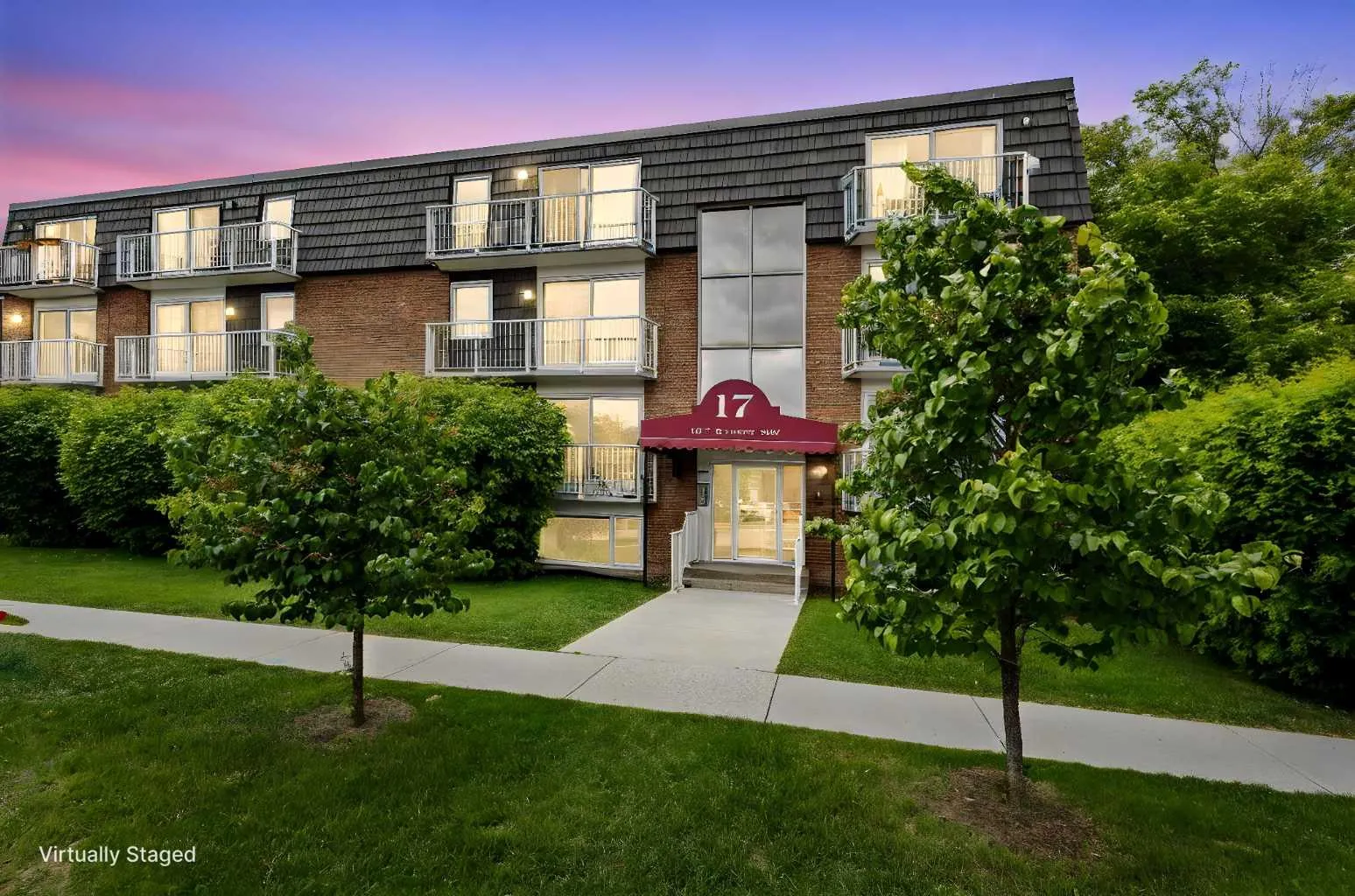 17 13 Nw Street Unit 105, Calgary