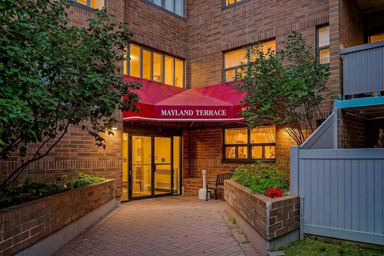 30 Mchugh Ne Court Unit 225, Calgary