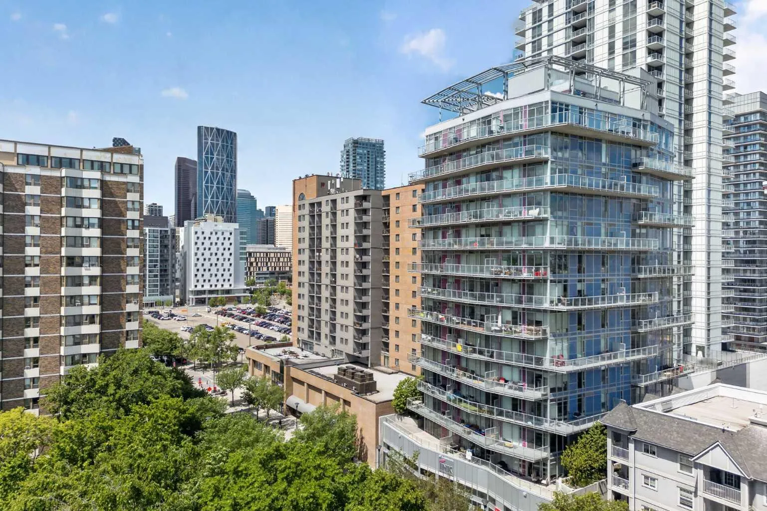 624 8 Se Avenue Unit 305, Calgary