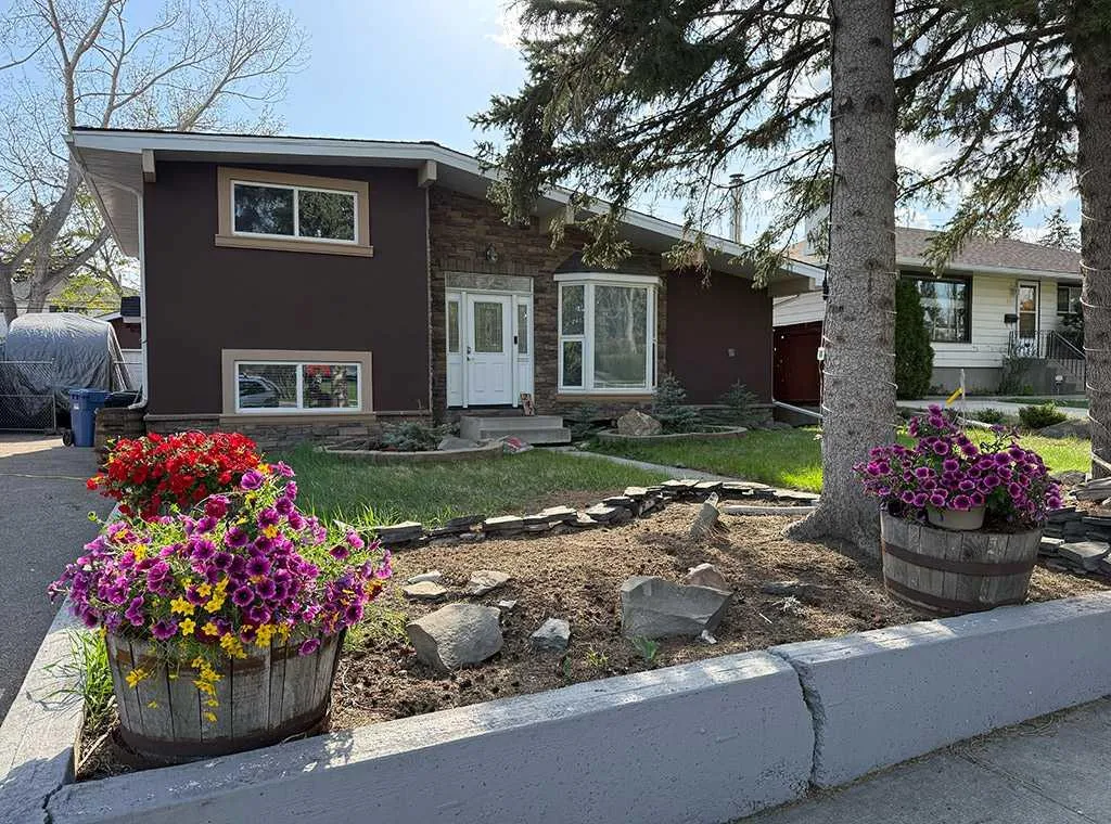 247 Simons Nw Road, Calgary