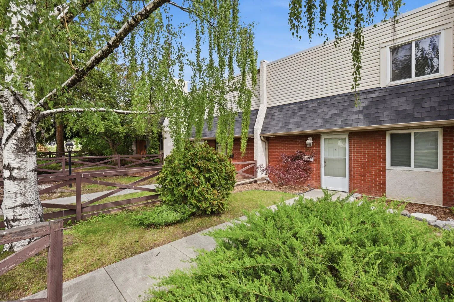 316 84 Se Avenue, Calgary