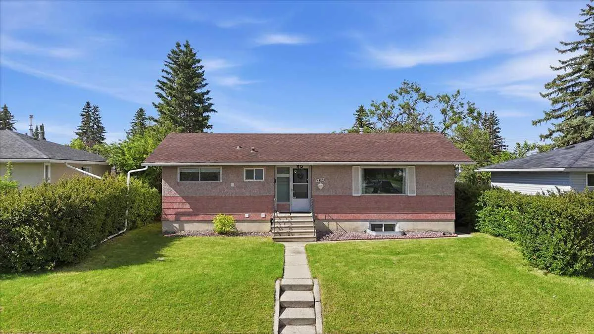 4408 8 Sw Avenue, Calgary