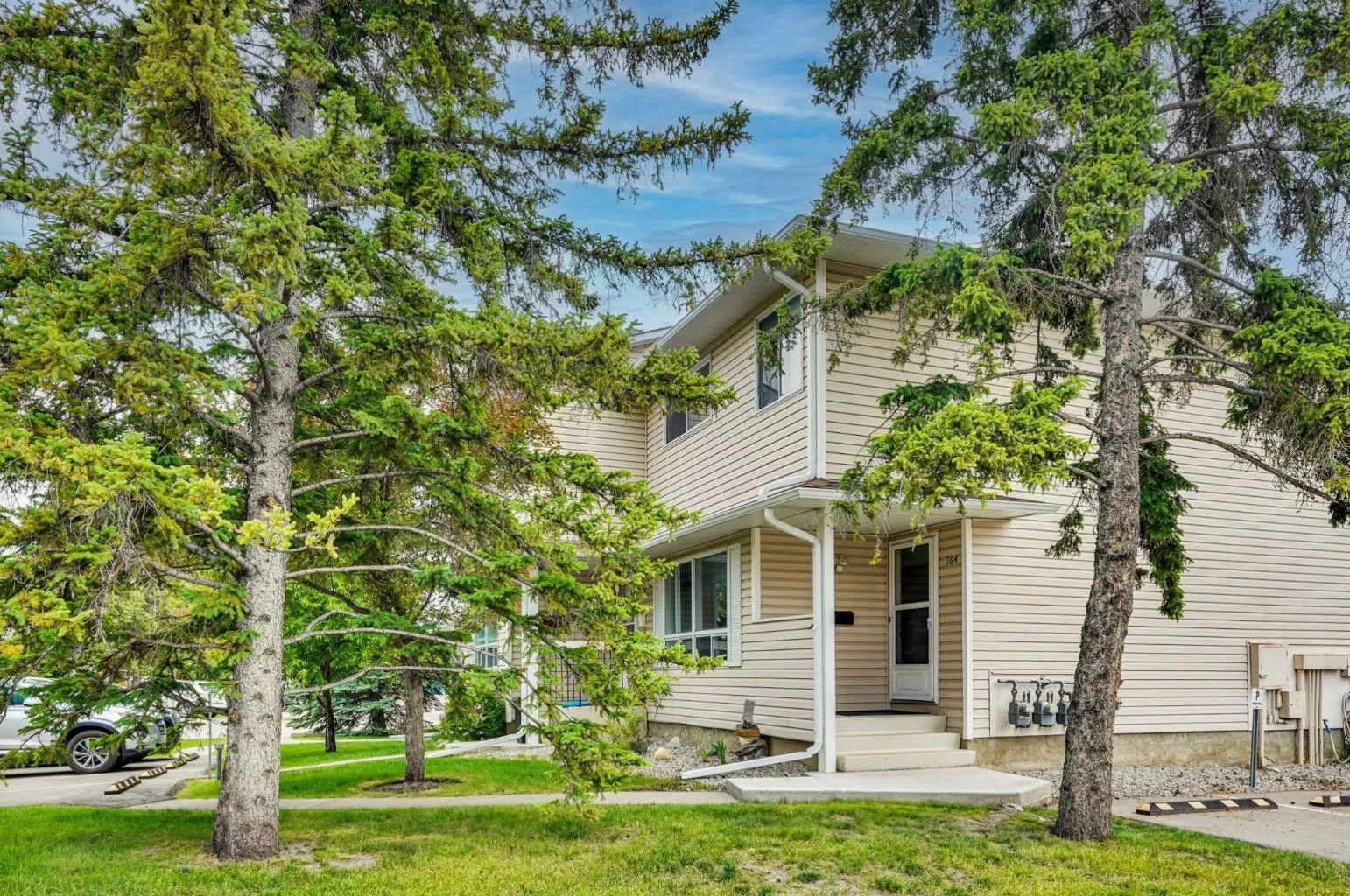 164 Woodsman Lane, Calgary