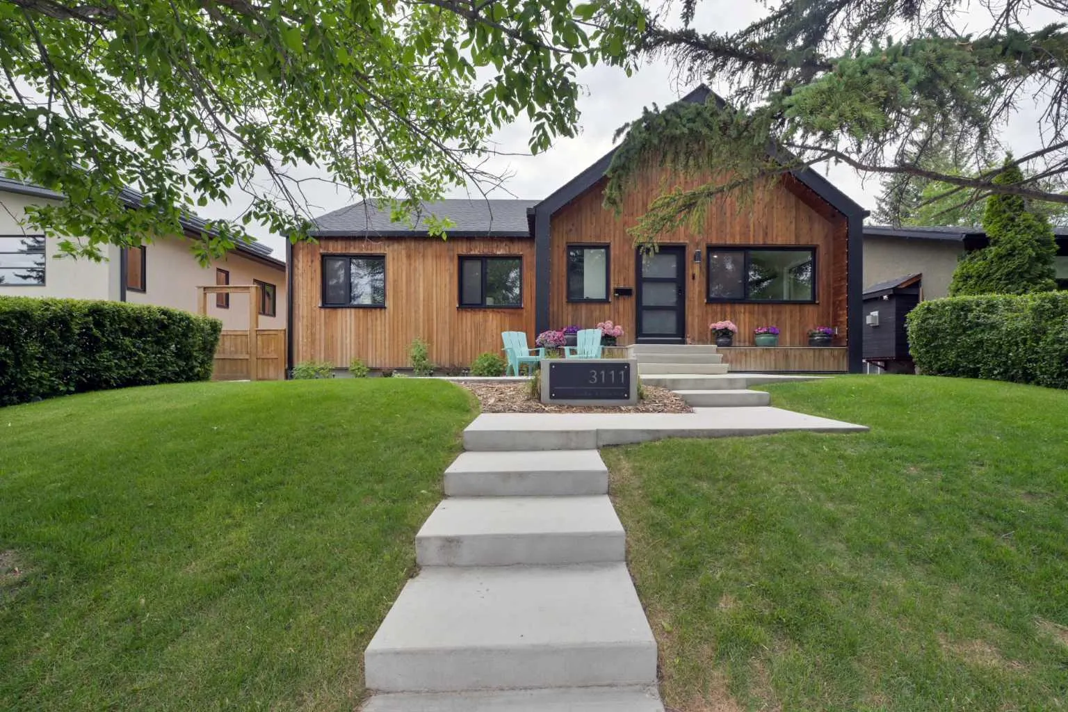 3111 Leduc Sw Crescent, Calgary