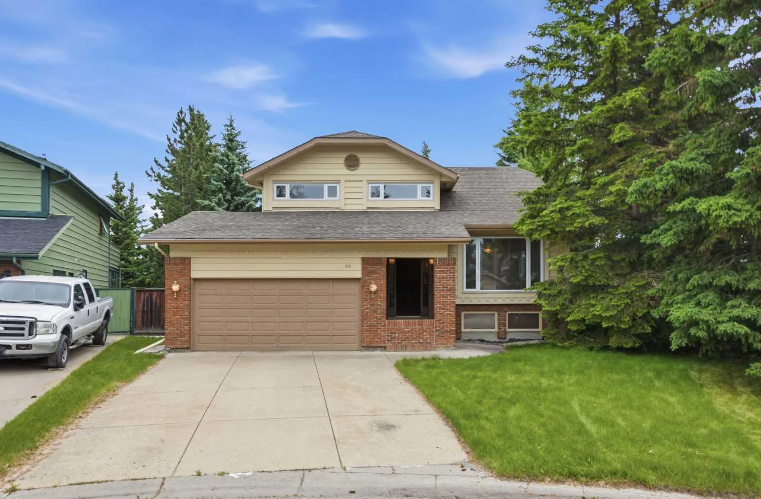 27 Woodgreen Sw Place, Calgary