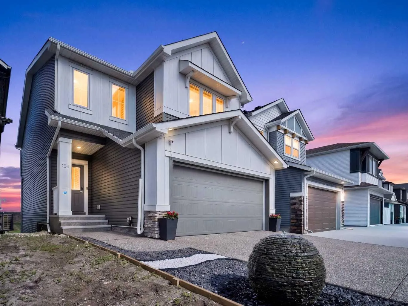 134 Hotchkiss Se Manor, Calgary