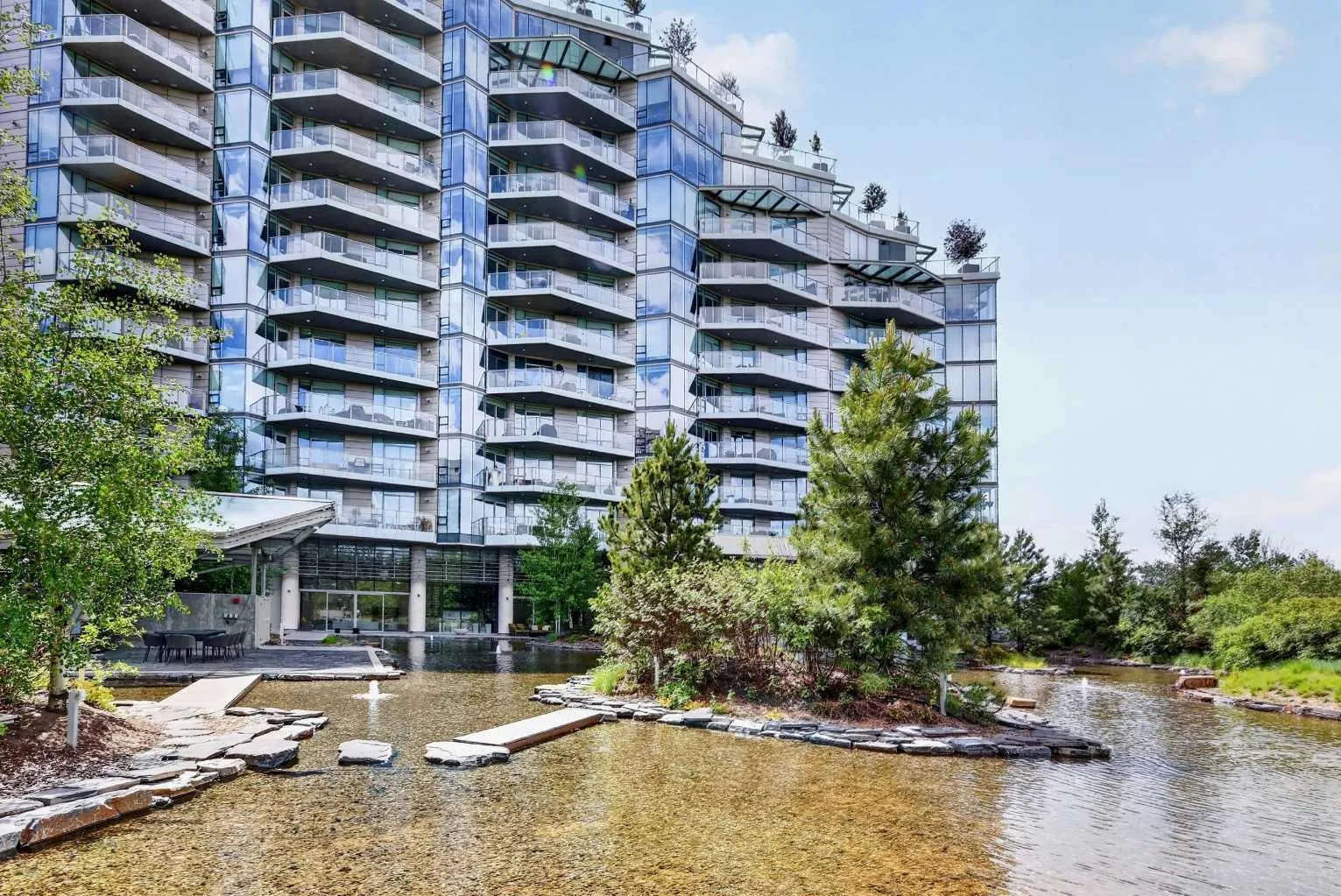 738 1 Sw Avenue Unit 807, Calgary