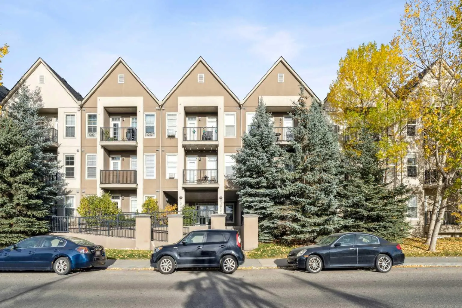 15304 Bannister Se Road Unit 306, Calgary
