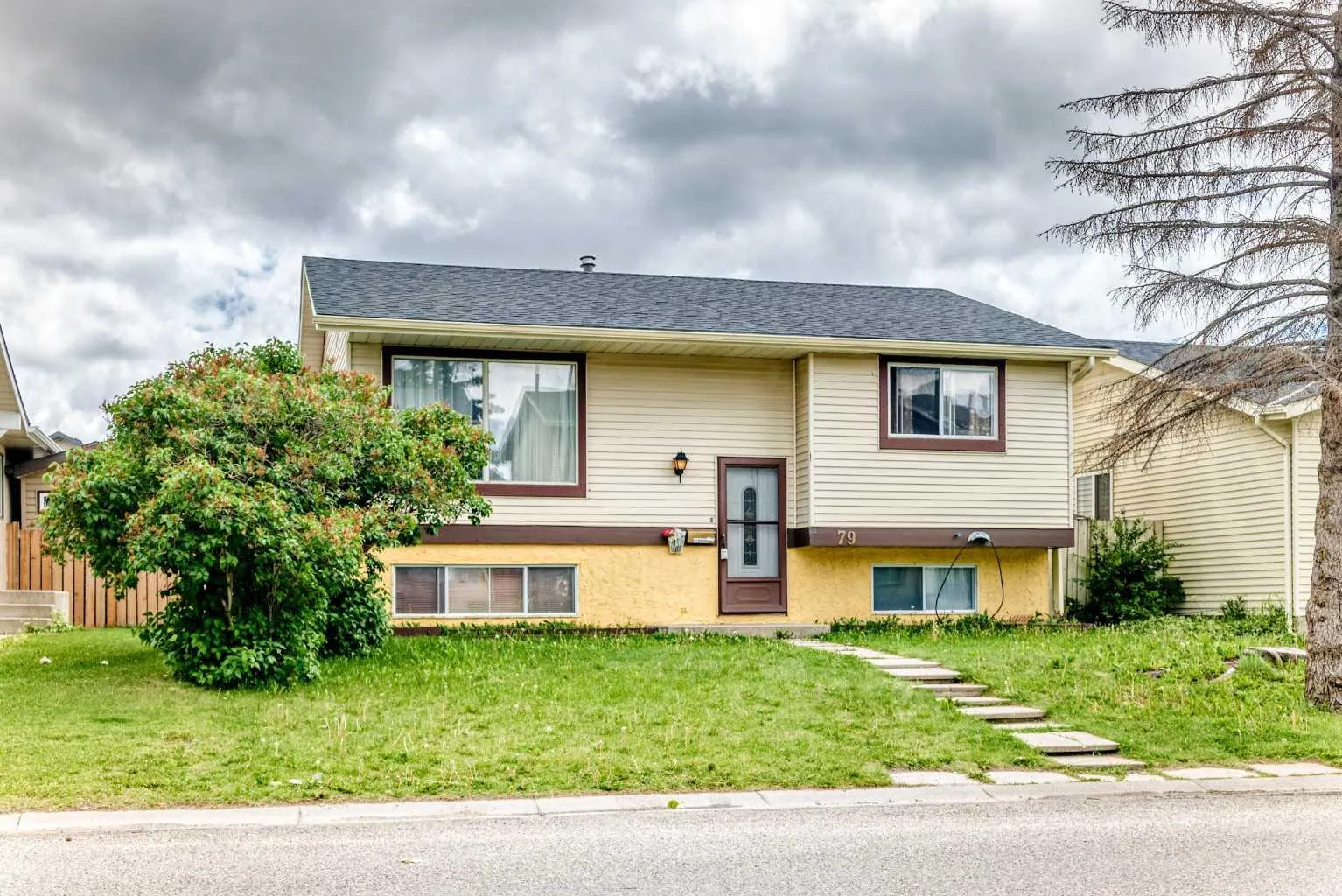 79 Castledale Ne Way, Calgary