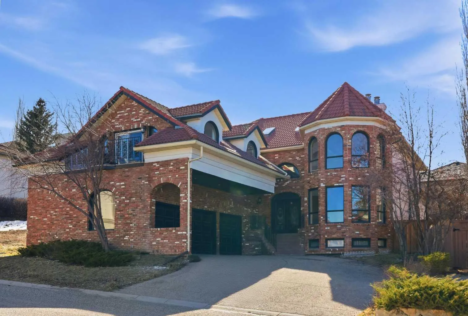 91 Patterson Sw Crescent, Calgary
