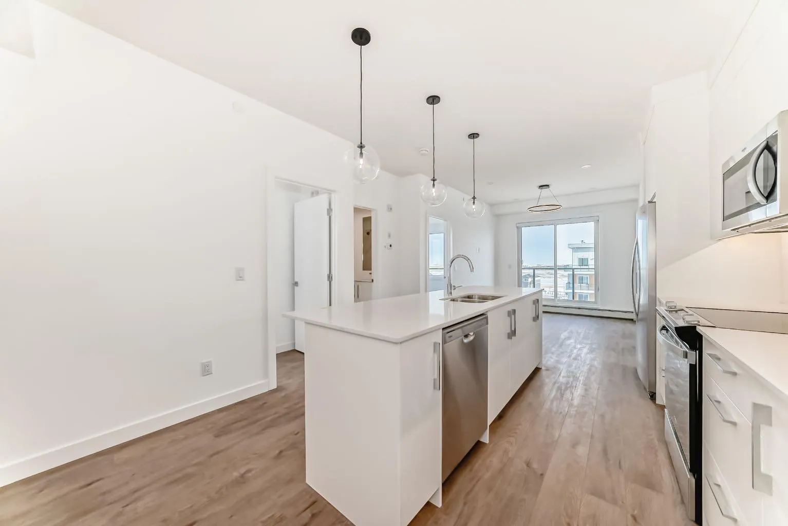 63 Corner Glen Ne Crescent Unit 2107, Calgary