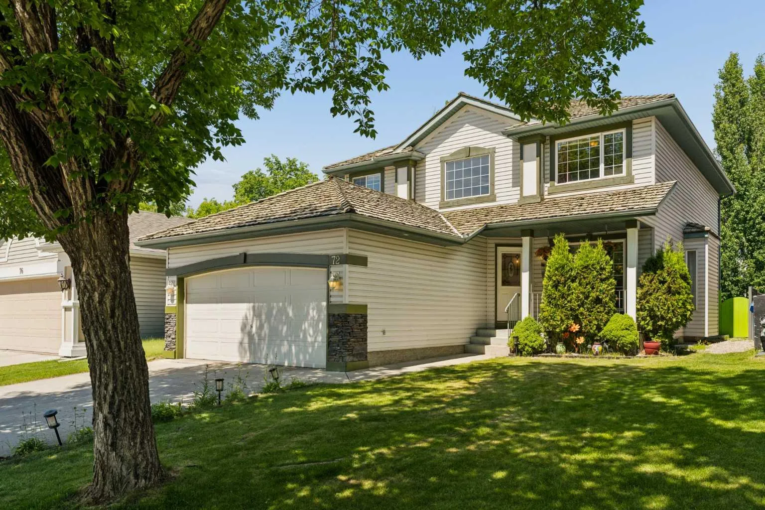 72 Douglas Glen Se Heights, Calgary