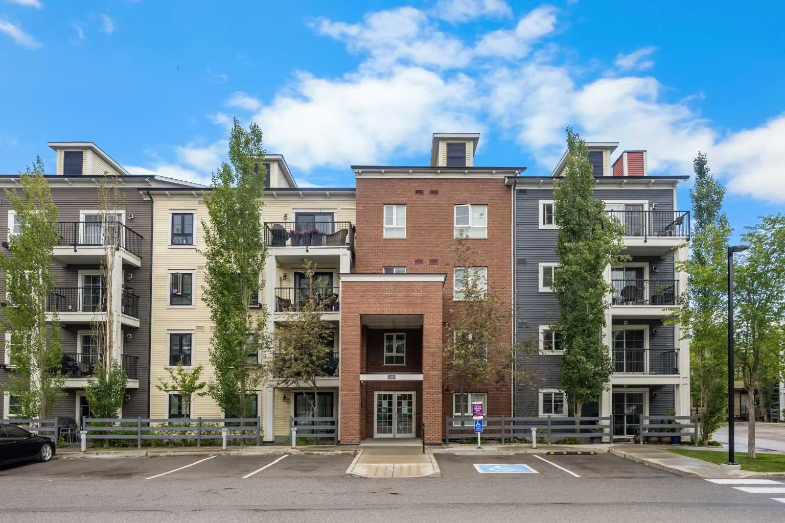 279 Copperpond Se Common Unit 5209, Calgary