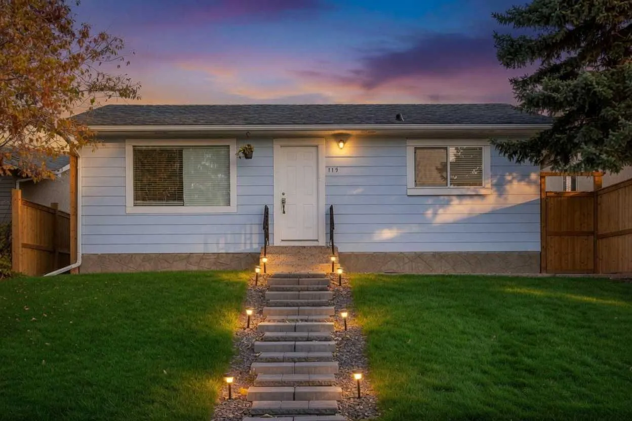 119 Maranda Ne Close, Calgary