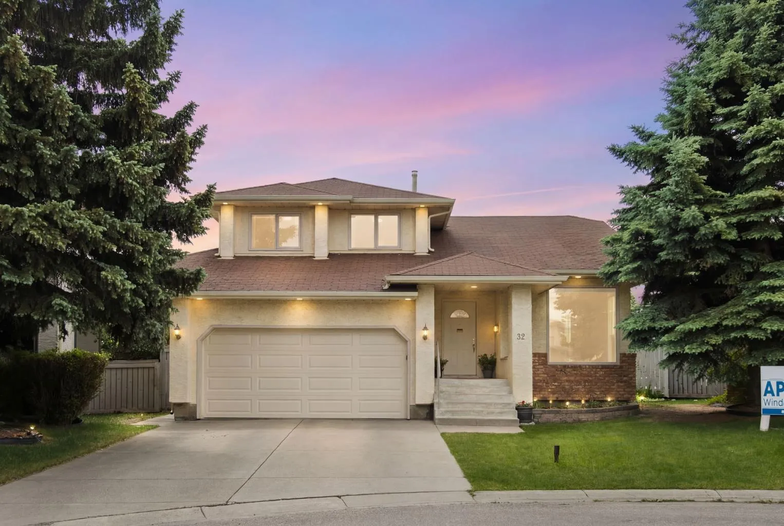 32 Del Rio Ne Place, Calgary