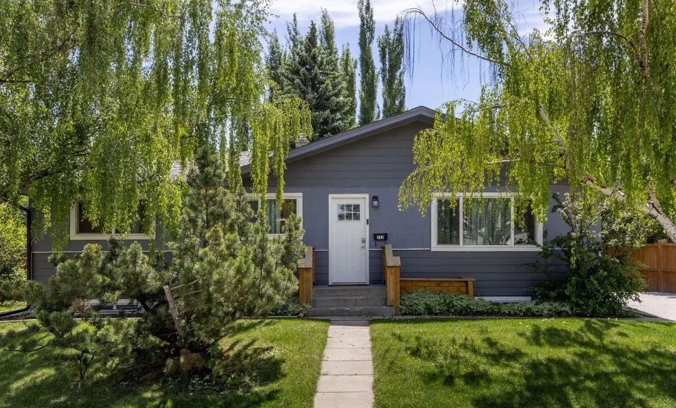723 75 Sw Avenue, Calgary