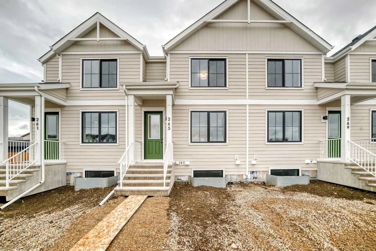 265 Heirloom Se Way, Calgary