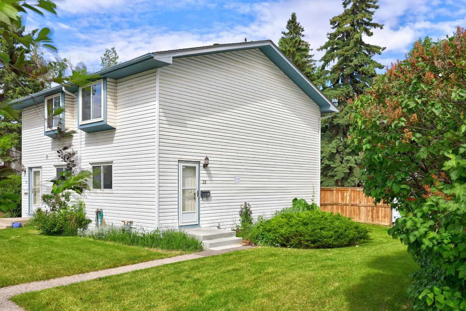 4810 40 Sw Avenue Unit 22, Calgary