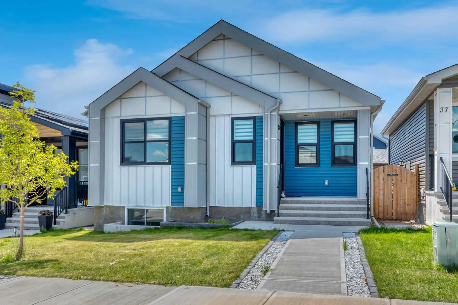 33 Lucas Nw Rise, Calgary