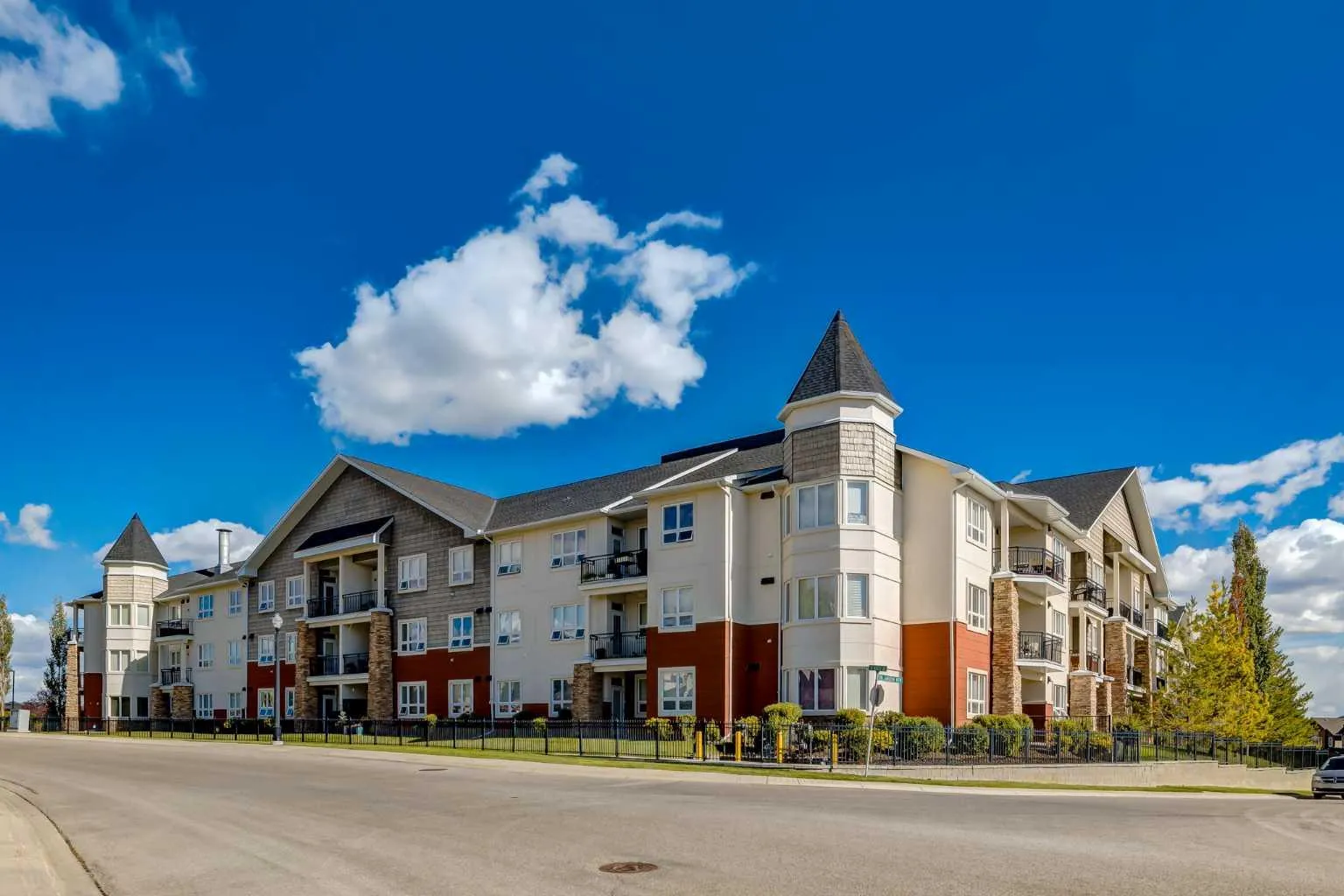 26 Val Gardena Sw View Unit 544, Calgary