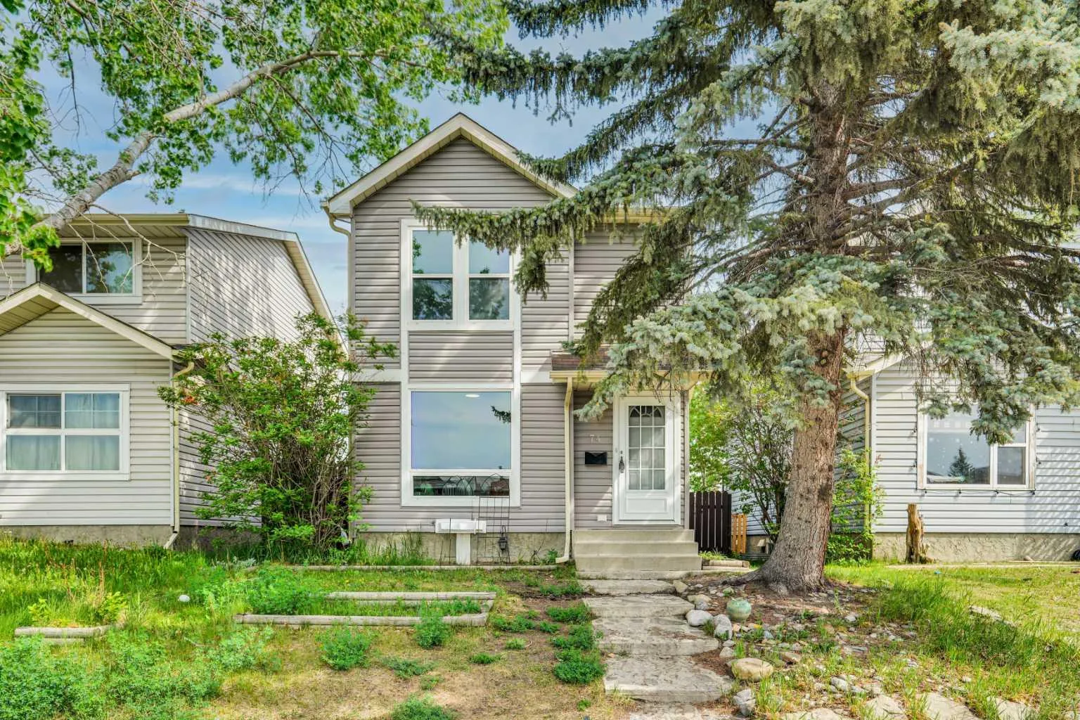 74 Castledale Ne Way, Calgary