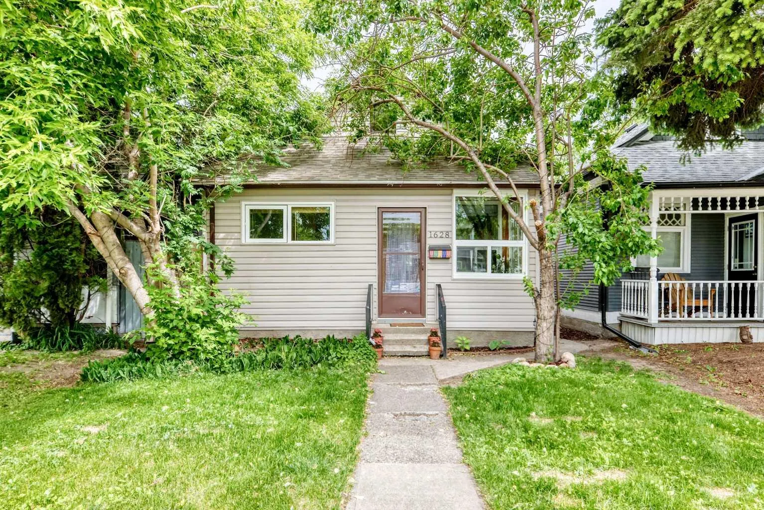 1628 15 Se Street, Calgary