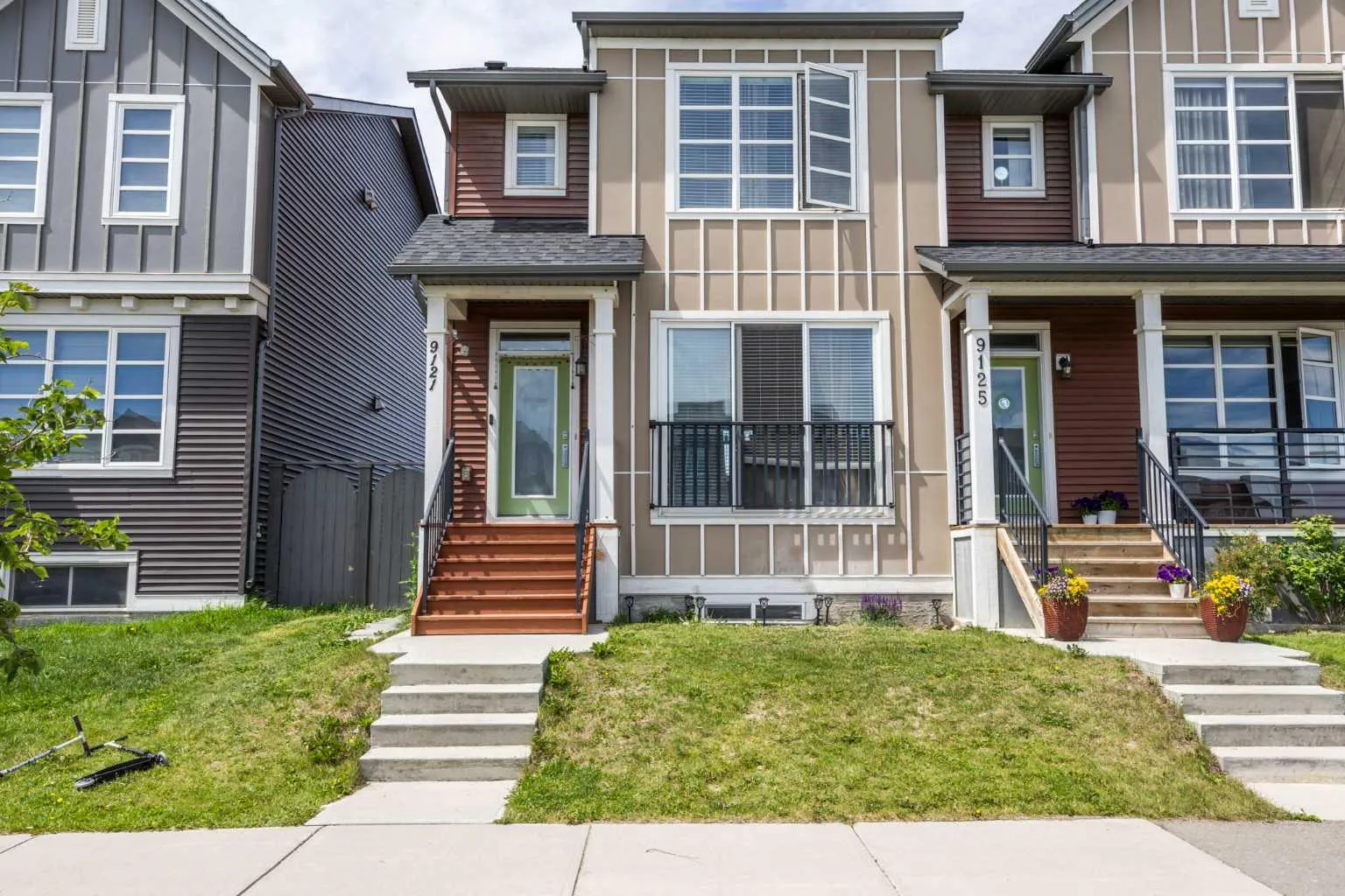 9121 52 Ne Street, Calgary