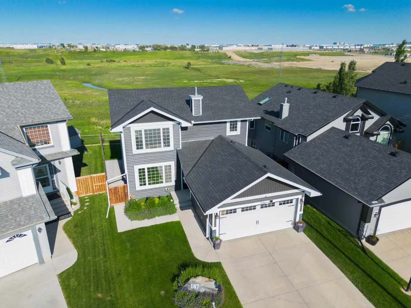 187 Covington Ne Close, Calgary