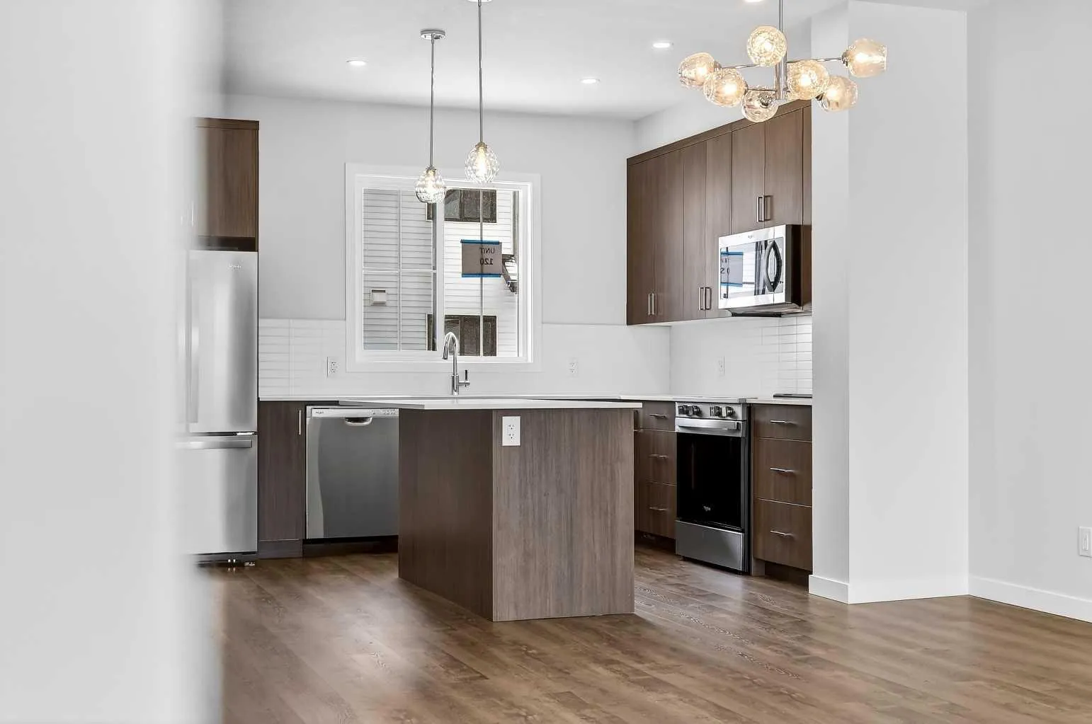 1750 Rangeview Se Drive Unit 204, Calgary