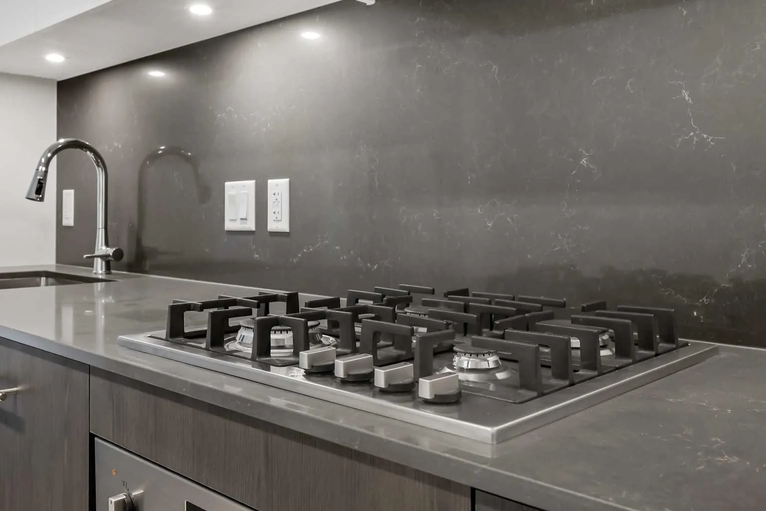 730 2 Sw Avenue Unit 207, Calgary
