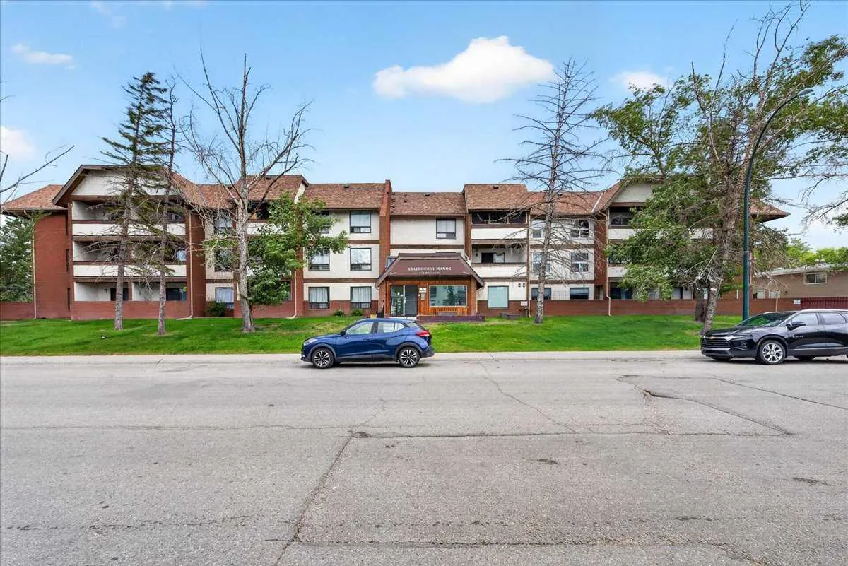 1712 38 Se Street Unit 203, Calgary