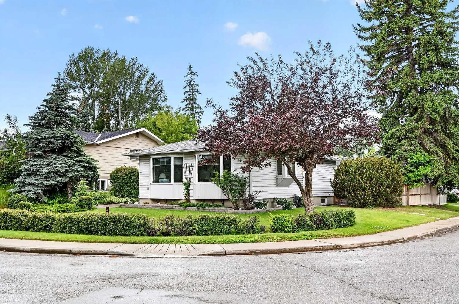 3227 Collingwood Nw Drive, Calgary