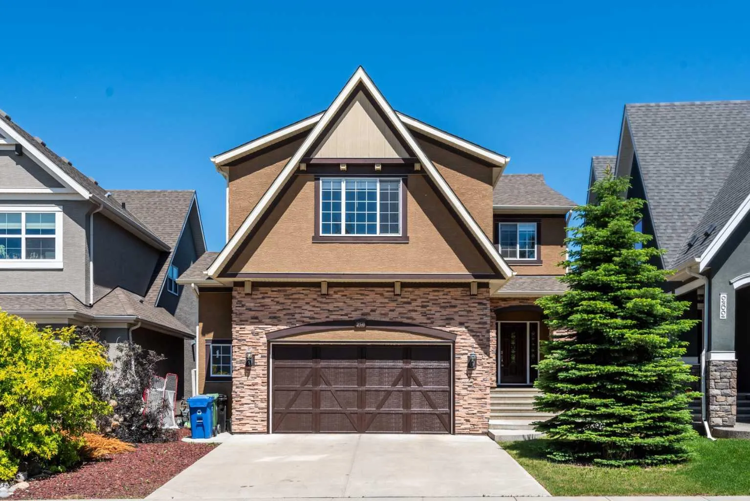 258 Mahogany Se Place, Calgary