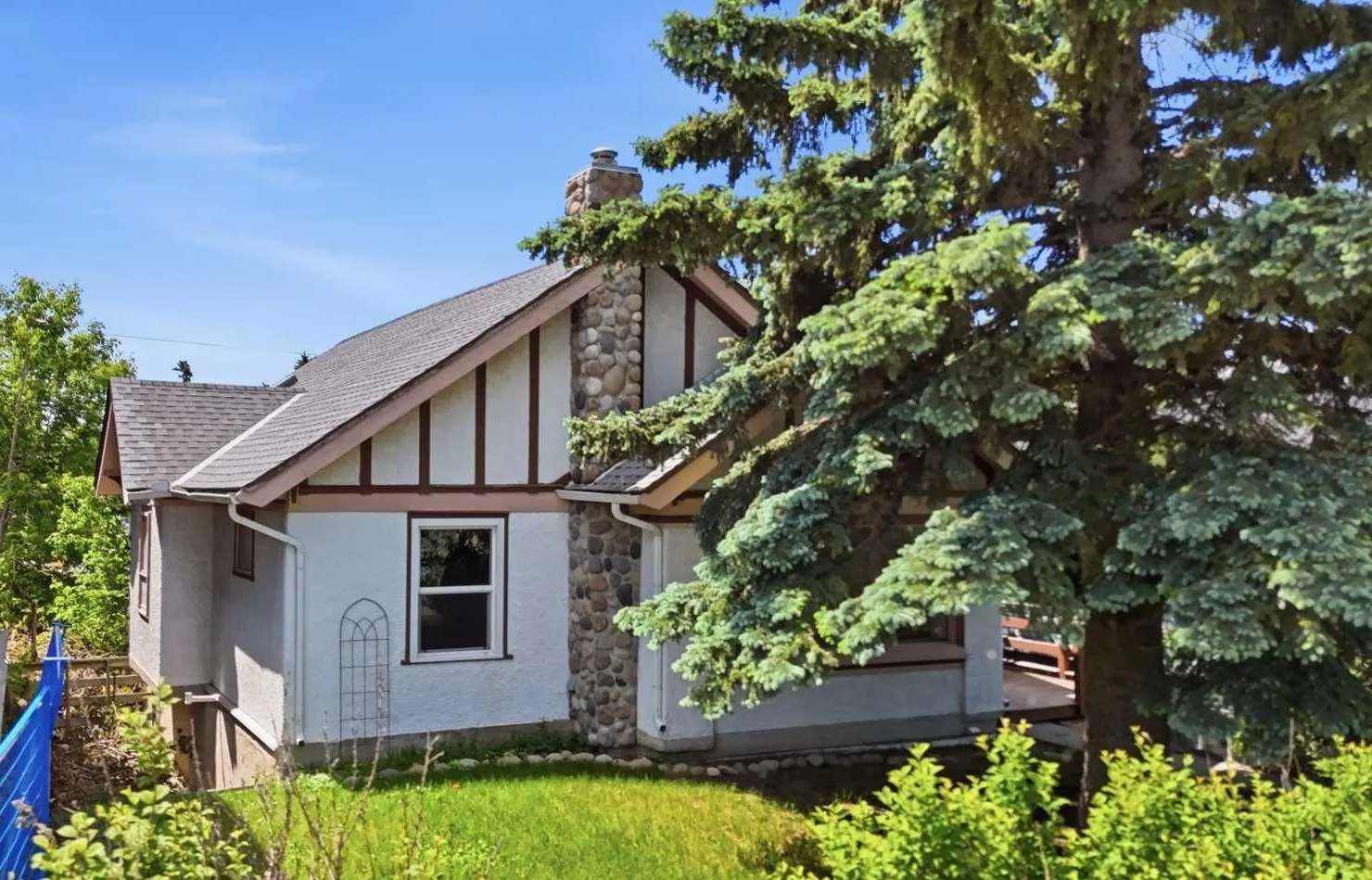 2713 9 Se Avenue, Calgary
