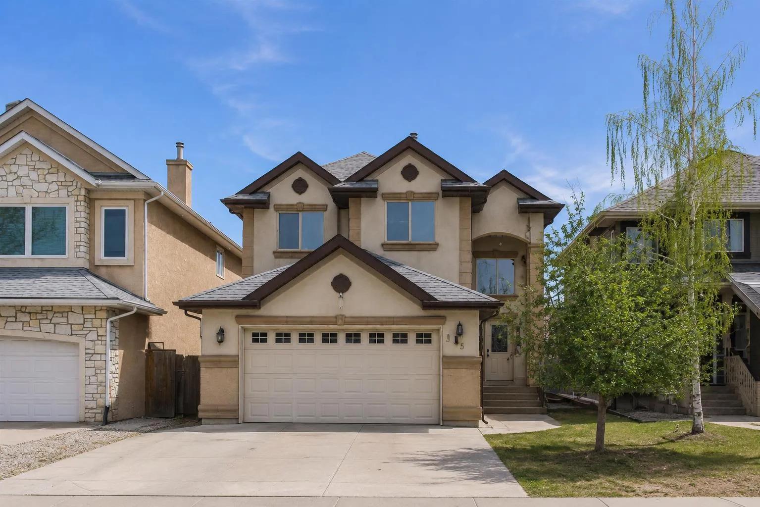 35 Cranleigh Se Drive, Calgary