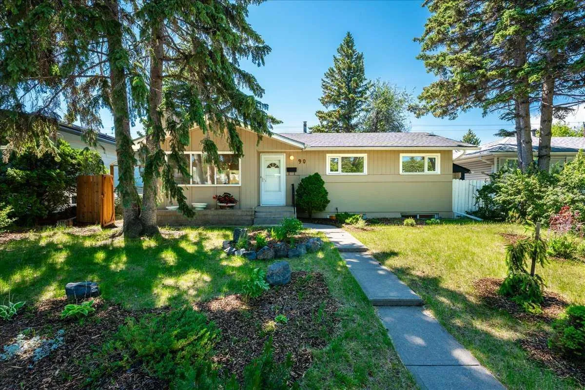 90 Armstrong Se Crescent, Calgary