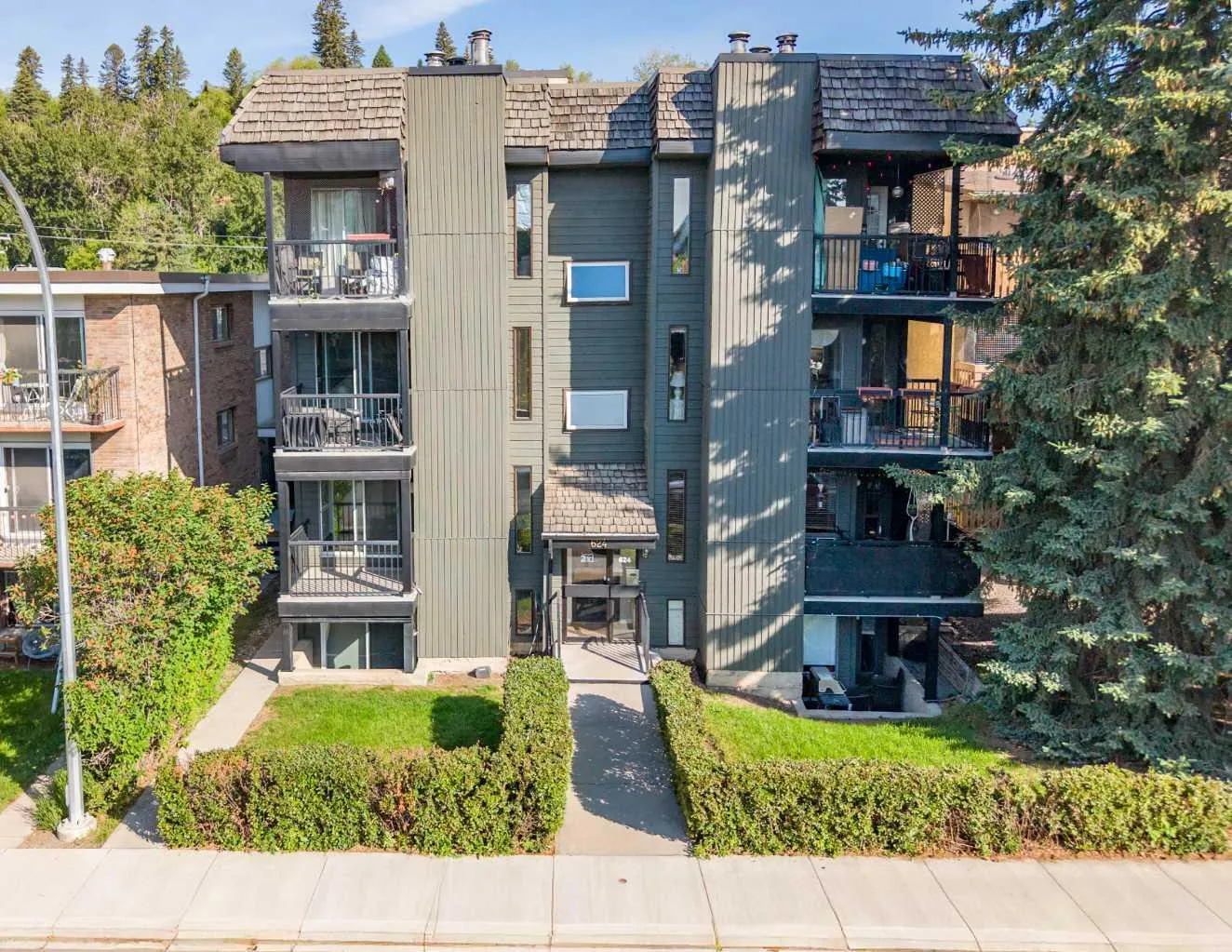 624 2 Nw Avenue Unit 4, Calgary