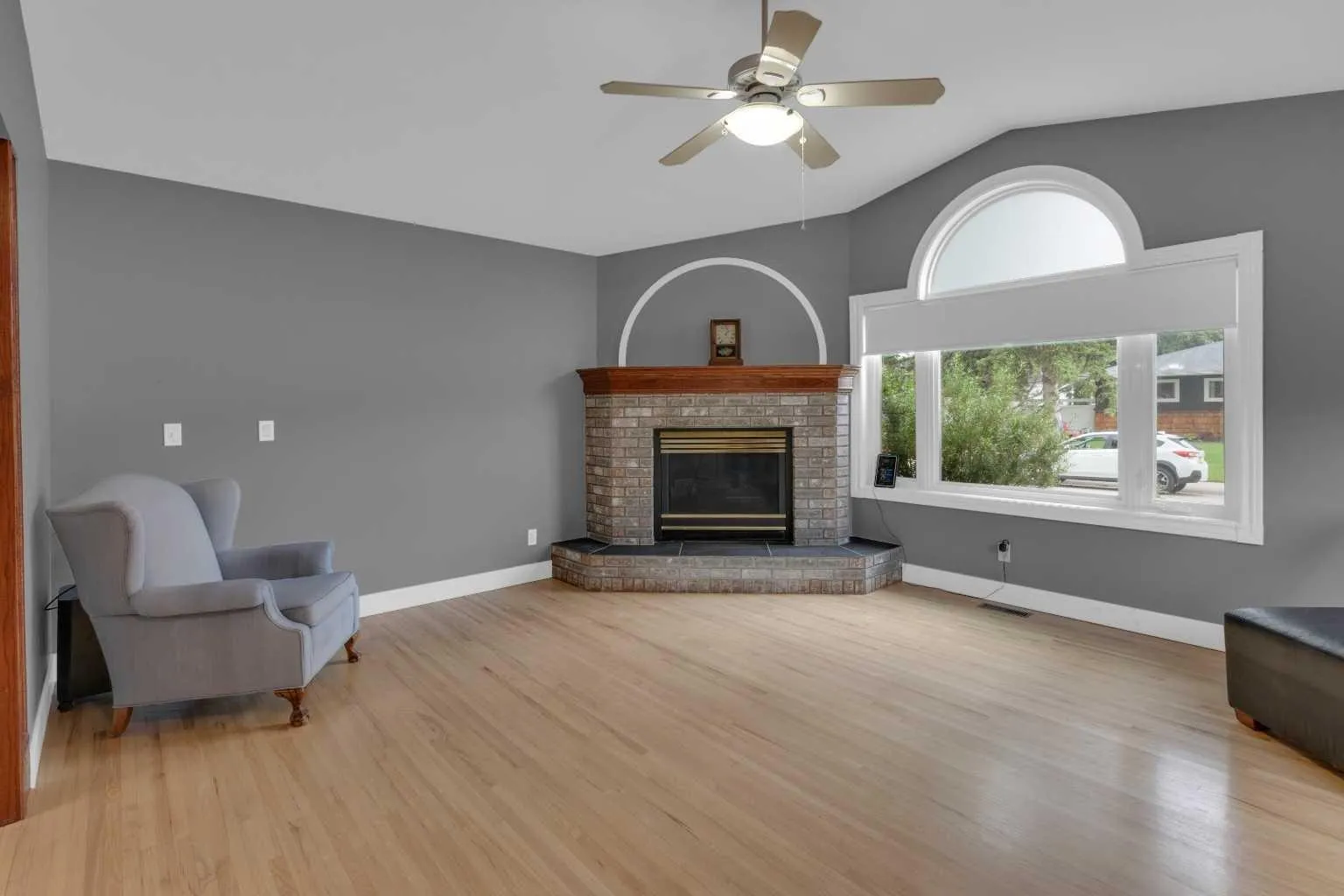 47 Hillgrove Sw Drive, Calgary