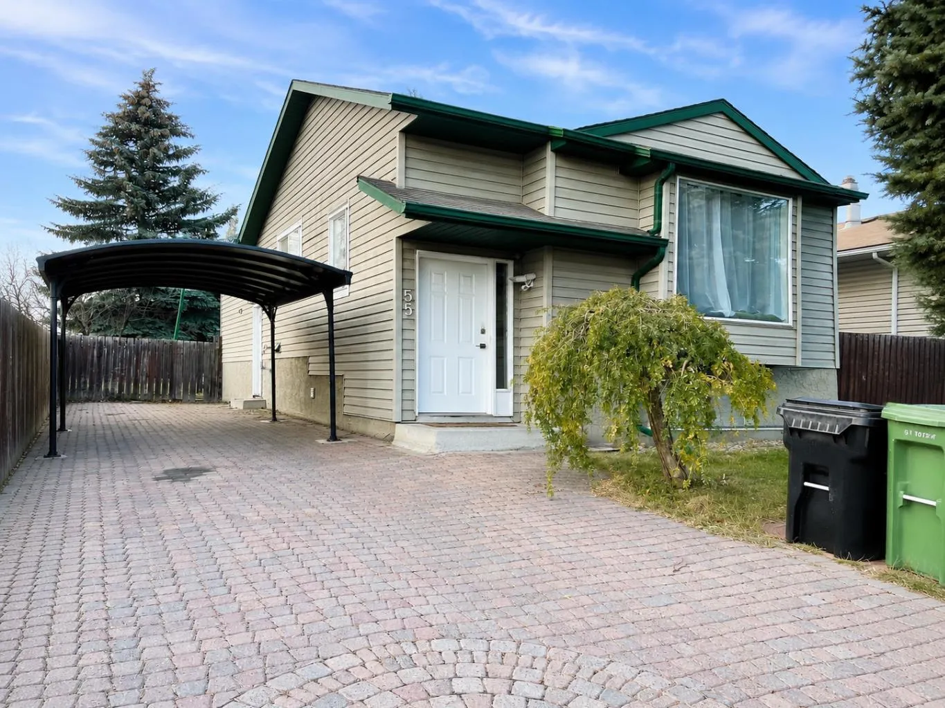 55 Doverglen Se Crescent, Calgary