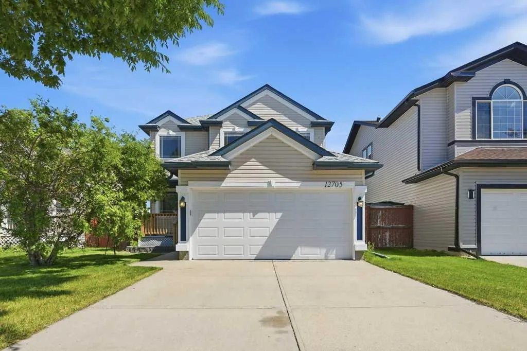 12705 Coventry Hills Way, Calgary