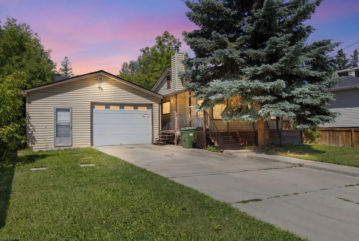 3819 1 Ne Street, Calgary