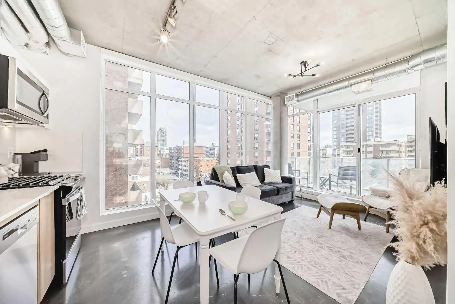 1319 14 Sw Avenue Unit 302, Calgary