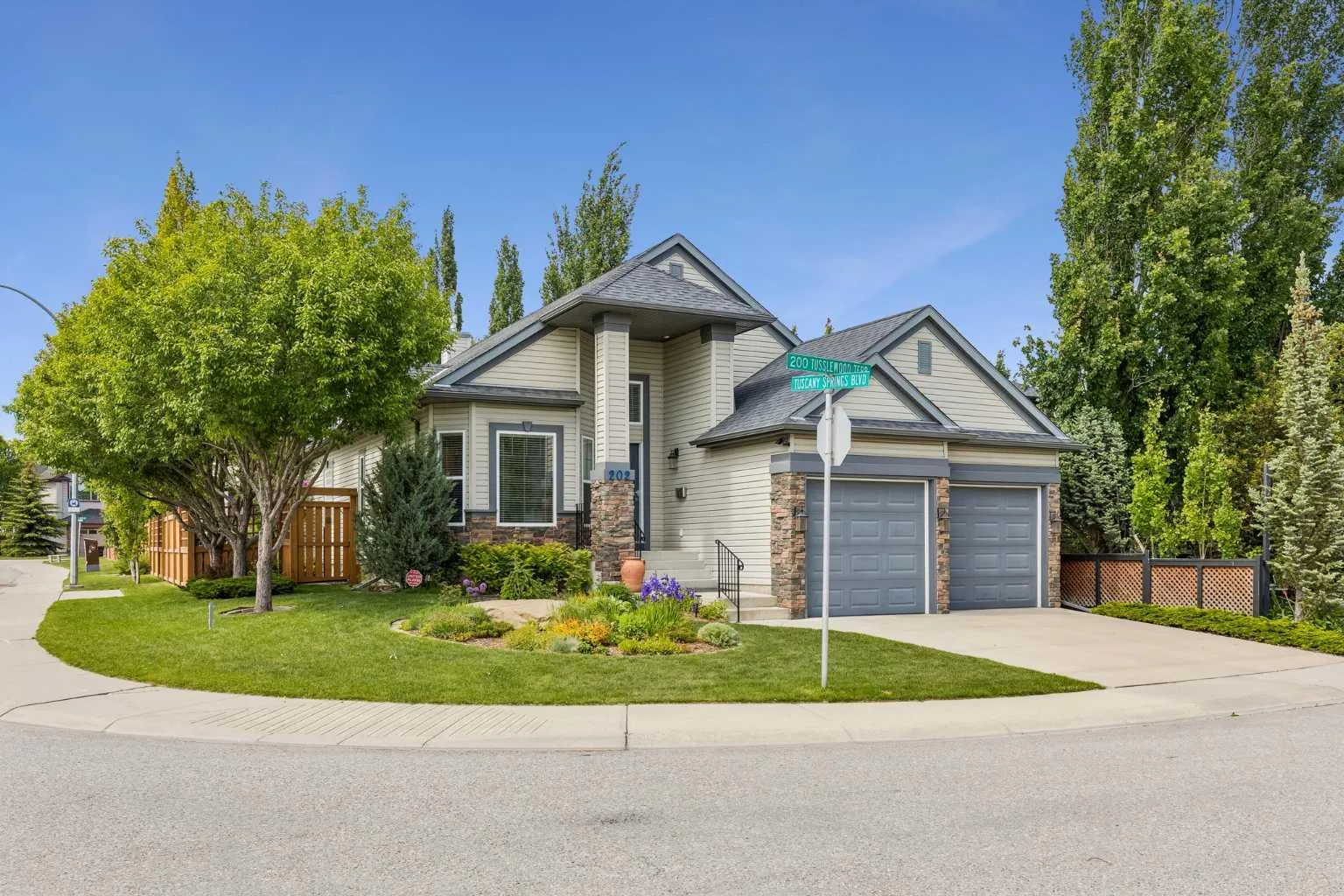 202 Tusslewood Nw Terrace, Calgary